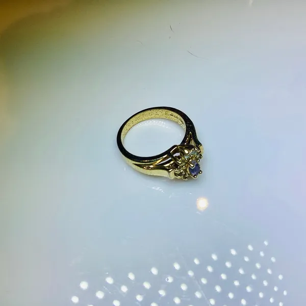 Simulated Amethyst and Crystal Halo Ring Gold - Image 8