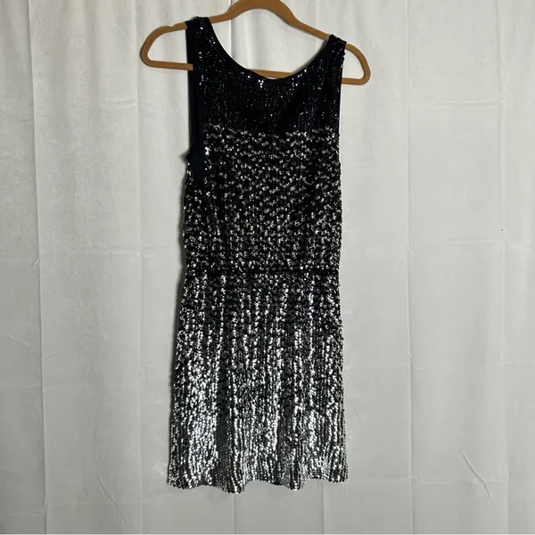 Tory Burch Black‎ & Silver Sequin V Neck Sleeveless Silk Mini Dress Size XS - Image 2