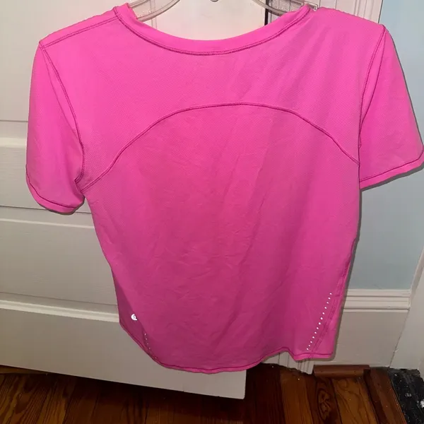 Lululemon Pink tee size 6 - Image 3