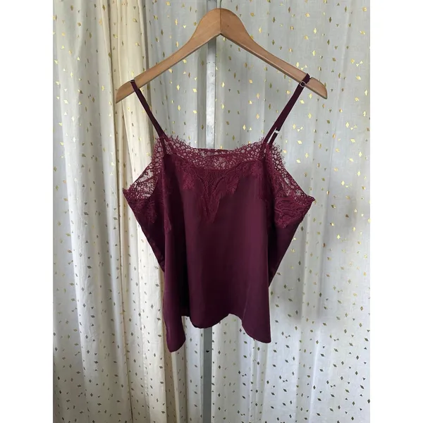 Lulu’s Women's Maddox Burgundy Satin Eyelash Lace Adjustable Straps Cami XL - Image 2
