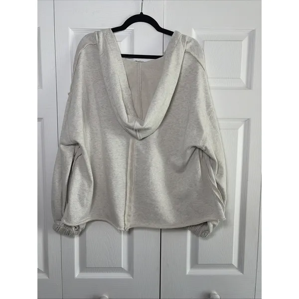 POL Oversized V-Neck Hoodie Womens Size M Oatmeal Heathered Boho Raw Hem Fleece - Image 4