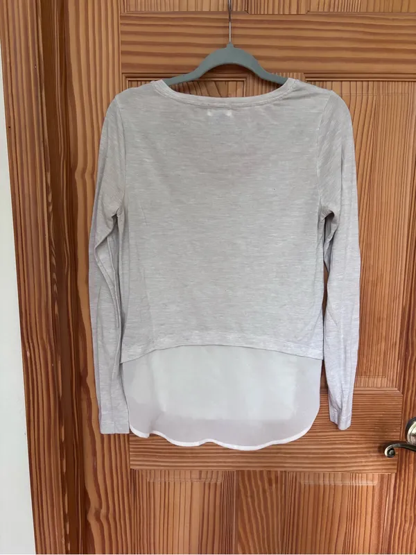 Old Navy Beige V-Neck Long Sleeve Top - Image 2