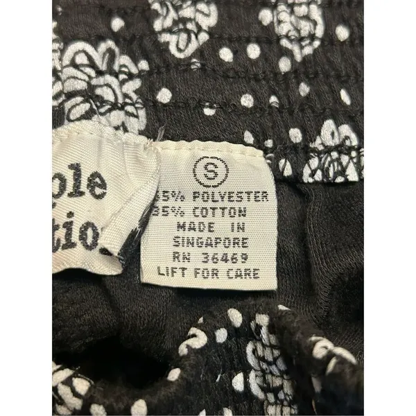 Simple Addition pants floral pull on size Small (0055) Black - Image 5
