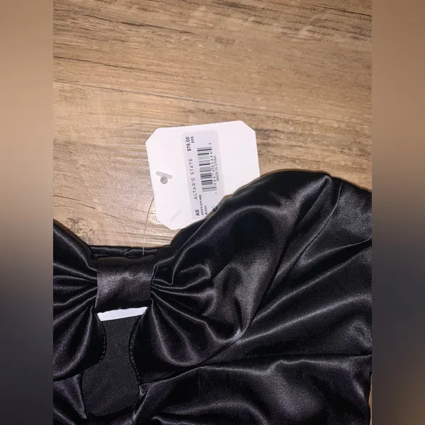 Altar’d state NEW Satin Mini Dress - strapless sexy bow details XXS NWT - Image 3