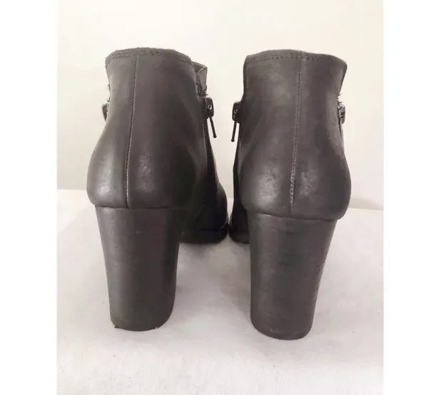 Lucky Brand Black Leather Ankle Boots - Image 13