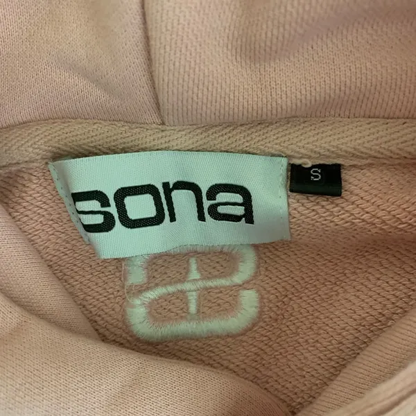 Sona Pink Embroidered Logo Hoodie Small Y2K‎ Streetwear Cozy Pullover Casual - Image 4
