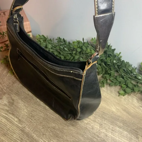 Black Leather Look Handbag Purse - Image 3