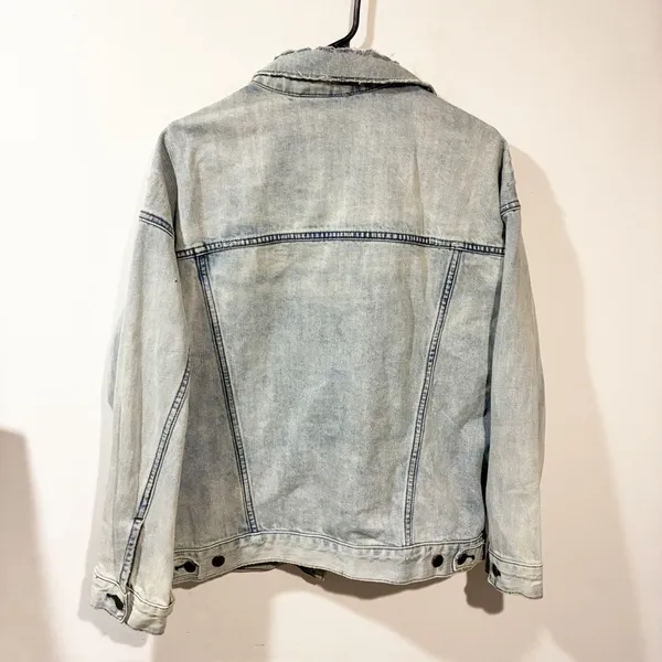 Free People Denim Light Wash Boxy Fit Jean Jacket Size‎ XS - Image 5
