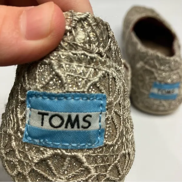 Toms metallic lace flats size 8‎ - Image 3