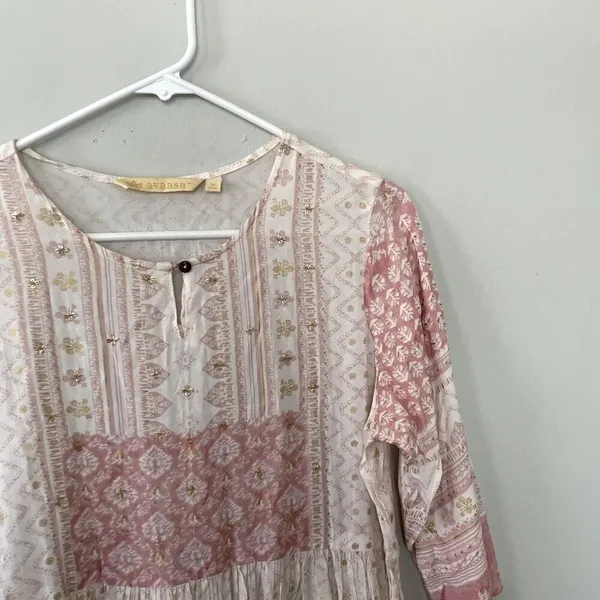 Avaasa pink‎ and white modest 3/4 sleeved lightweight dress women size medium - Image 2