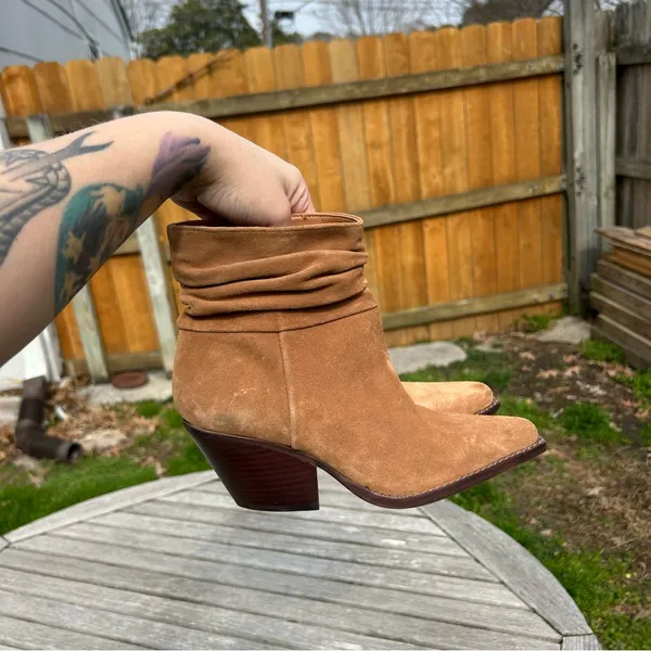 Vince Camuto‎ Nerlinji Brown Suede Bootie 5.5 - Image 7