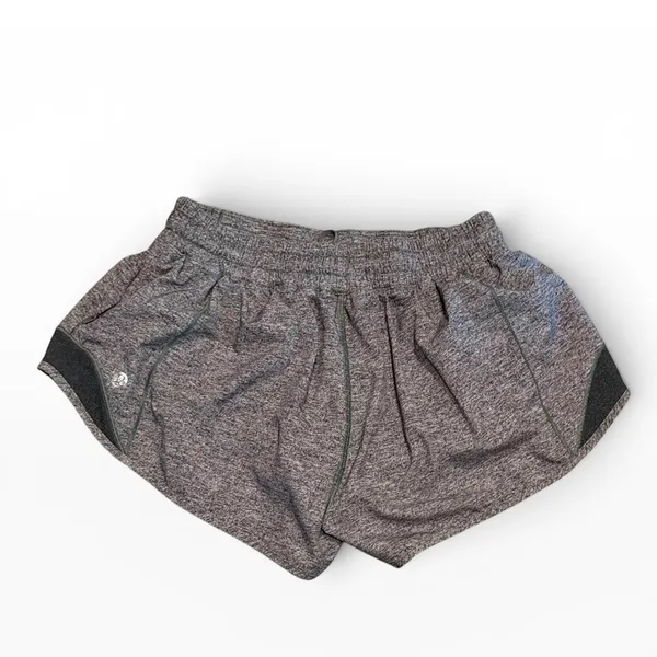 Lululemon Hotty Hot Short II 2.5" Black‎ Grey Lined Athletic Running Gym Size 6 - Image 2