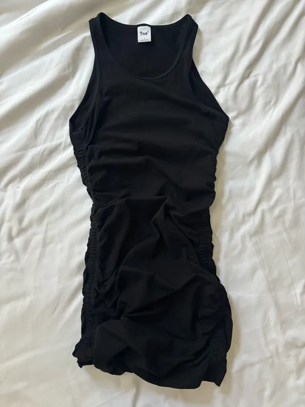 TNA Aritzia Bodycon Dress Malibu Ruched Black - Image 3