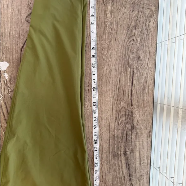 Outdoor Voices |‎ High Stride Track Pant Fern Green size small - Image 4