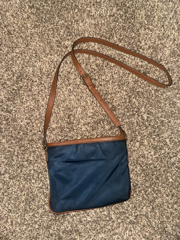 Crossbody Michael Kors Purse Navy Blue - Image 3