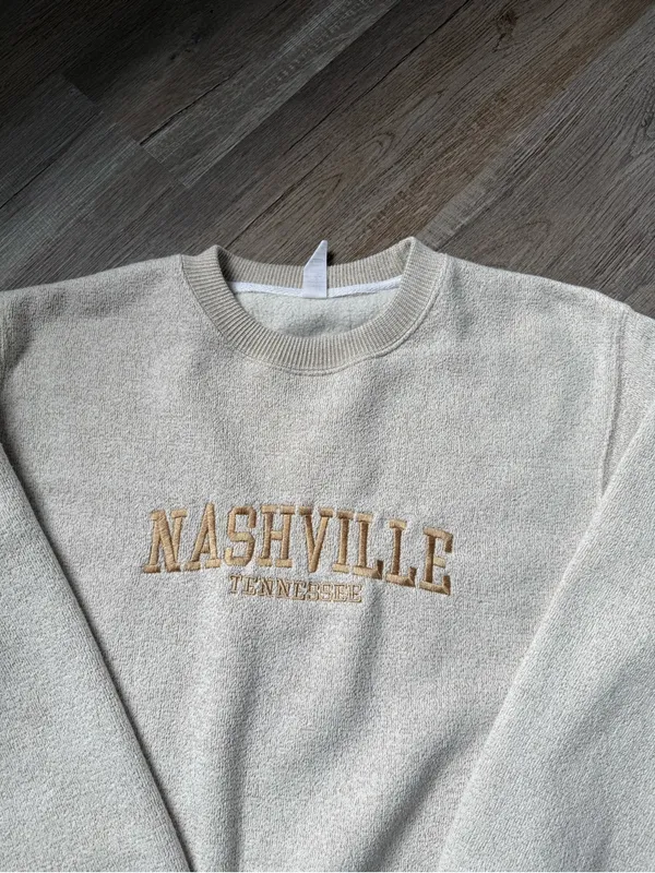 Nashville Tennessee Graphic Crewneck Sweatshirt Embroidered Super Soft Comfy XL - Image 3