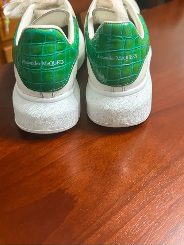 Alexander McQueen White Leather Platform Sneakers with Green Croc Heel - Image 3