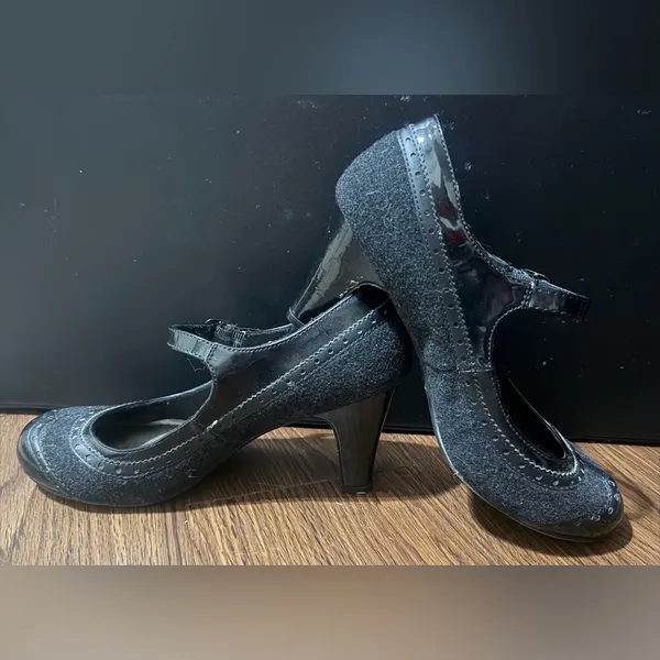 dexflex comfort Black Mary Jane Flats with Strap - Image 6