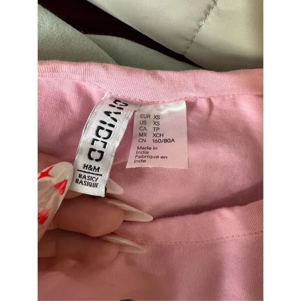 H&M Divided Pink Cropped Short Sleeve Tee Womens Size XS Crew Neck Basic Baby T - Image 7