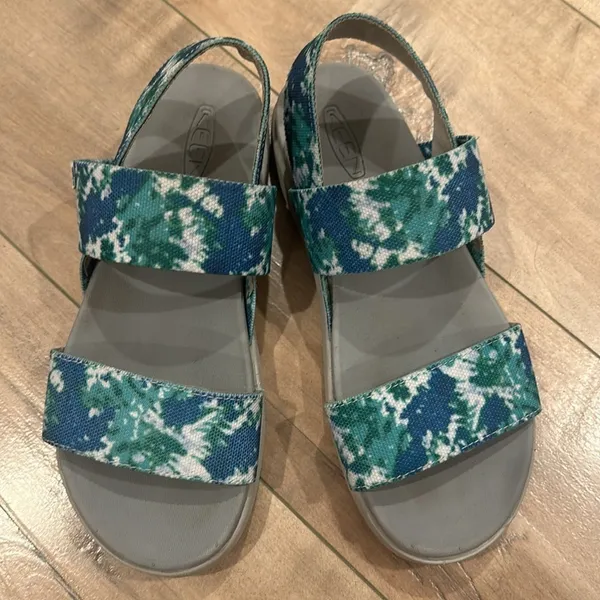 Keen Women's Elle Backstrap Sandal Porcelain/Tie Dye Sz 8 - Image 5