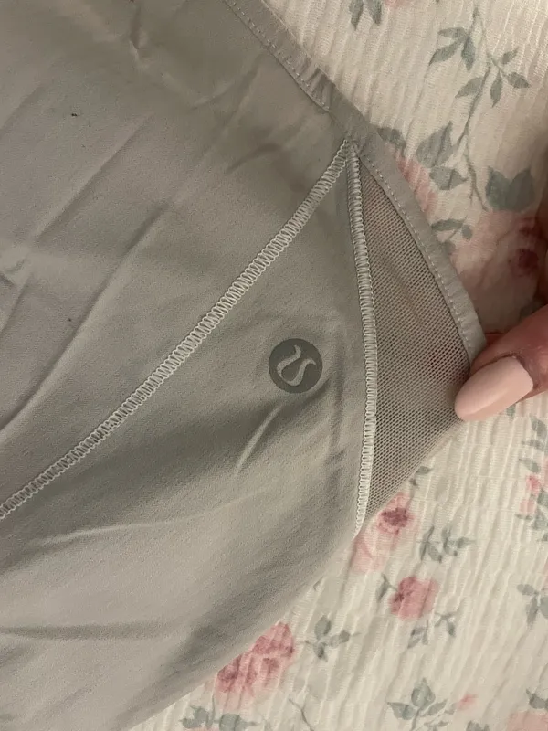 Hotty Hot Lululemon Shorts 2.5" - Image 3