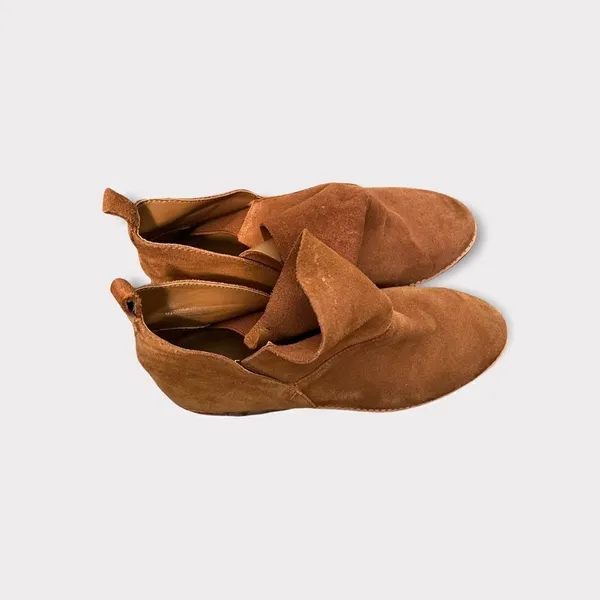 Nine West Brown Suede Booties Size 7.5 - Image 4
