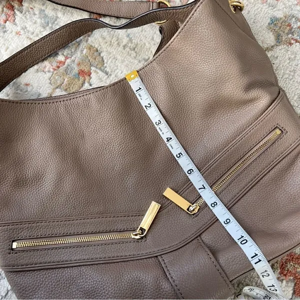 Michael Kors Jamesport Leather Hobo Large Shoulder Bag Taupe Tan Nude Gold - Image 16