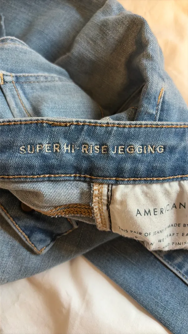 American Eagle High-Rise Jeggings - Image 2