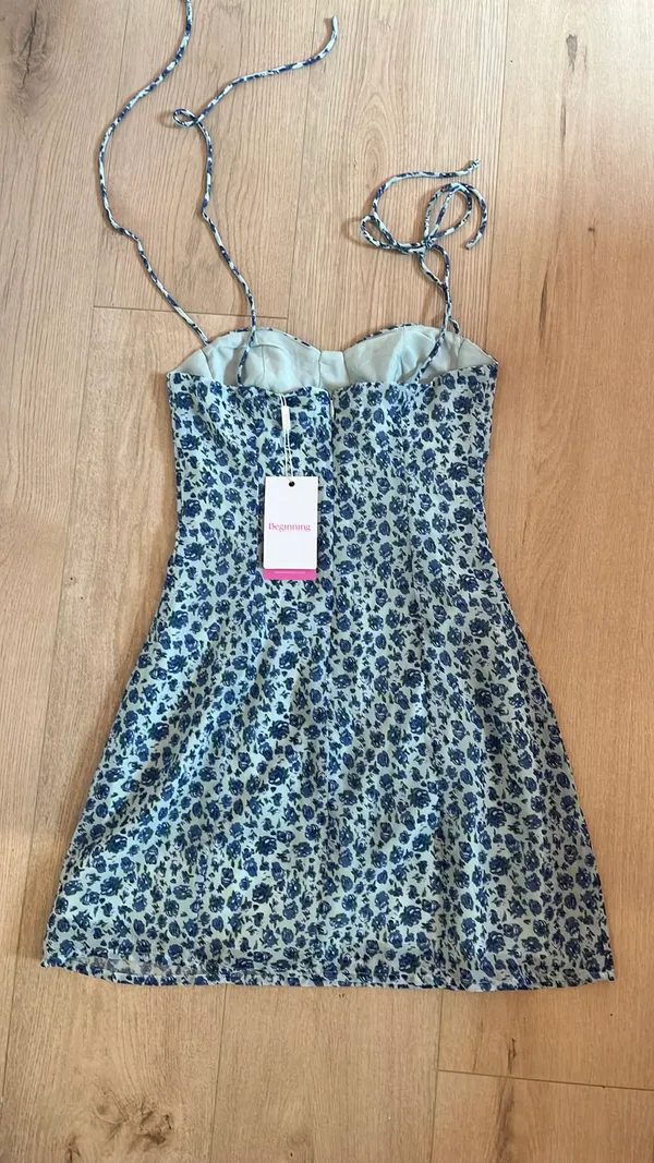 Beginning Boutique mini Dress blue floral new with tags - Image 2