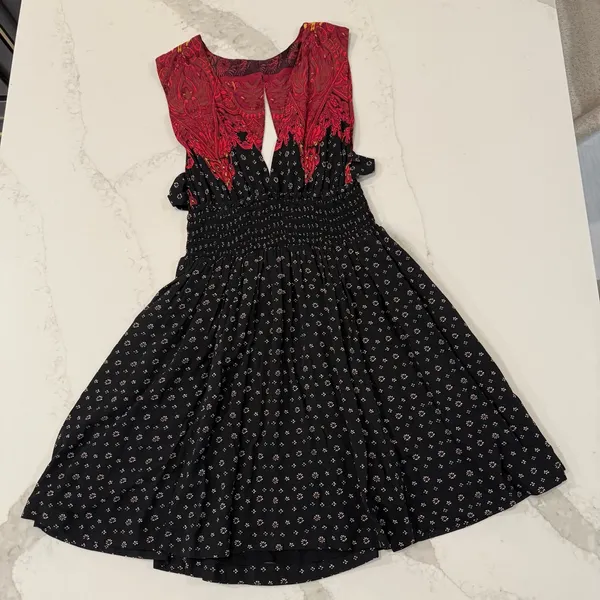 Free People Walking Through My Dreams Mini Dress Women’s Medium Black/Red Floral - Image 4