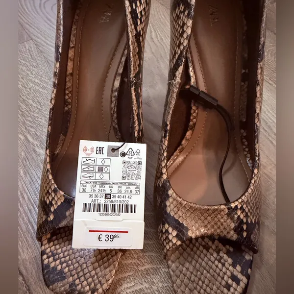 NWT Zara Snakeskin Open Toe Heels Size 7.5 - Image 7