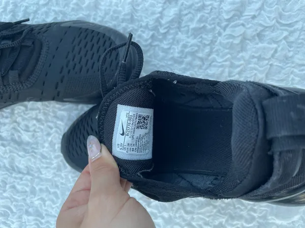 Nike Air Max 270 All Black - Image 5
