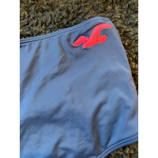 Hollister two-piece navy swimsuit - Image 5