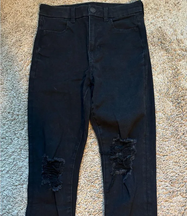 American Eagle Outfitters Black Distressed Jeggings - Image 2