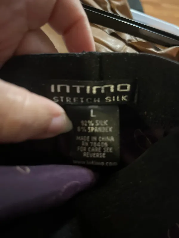 NWT Purple Intimo Women's Sleep Shorts. Silk and spandex (rm23A) - Image 7