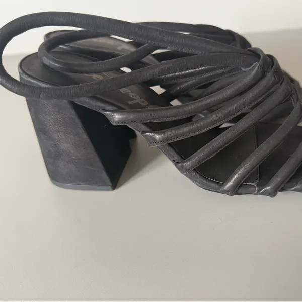 Free People Women Size 37.5 (7) Colette‎ Cinched Heel Black Boho Style - Image 4