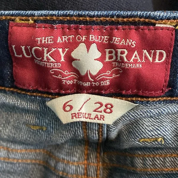 LUCKY BRAND Size 6/28 Distressed Denim Sofia Boot Cut Jeans NEW - Image 8