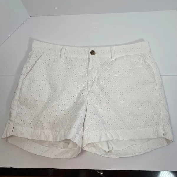 Old Navy Everyday Short Womens 8 White‎ Eyelet Floral Mid-Rise Cotton Shorts - Image 6