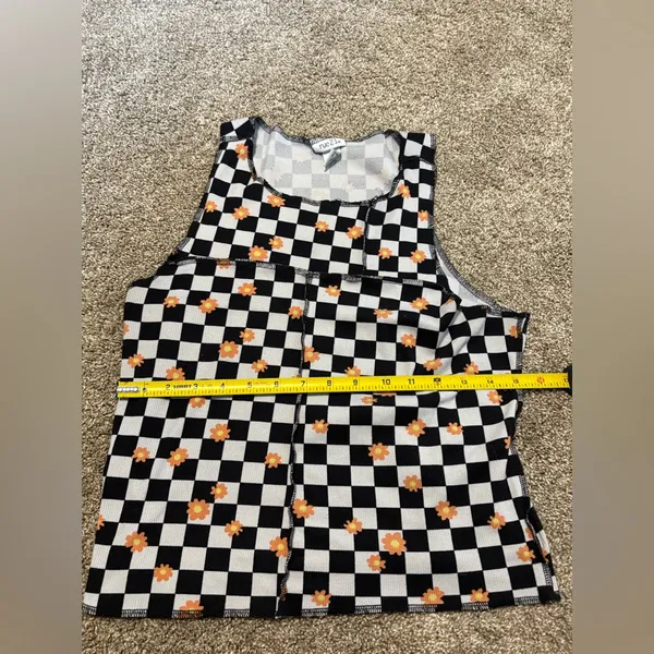 (Rue 21) Checkered Floral Tank Top: Size XL - Image 3