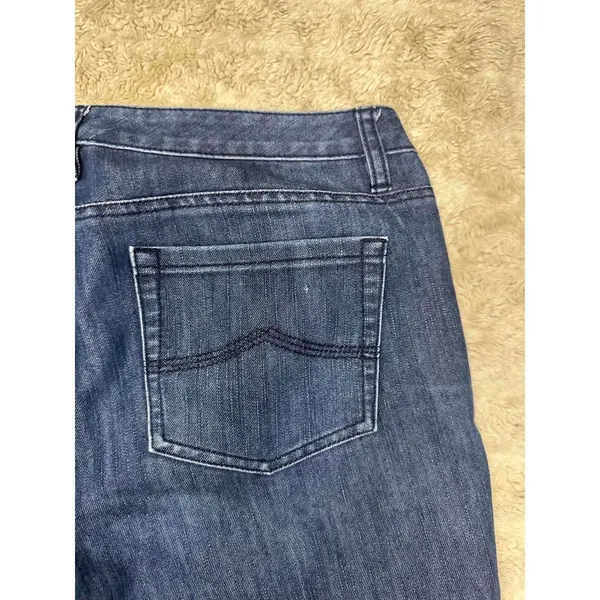 Michael Kors classic medium wash bootcut jeans Size 8 - Image 6