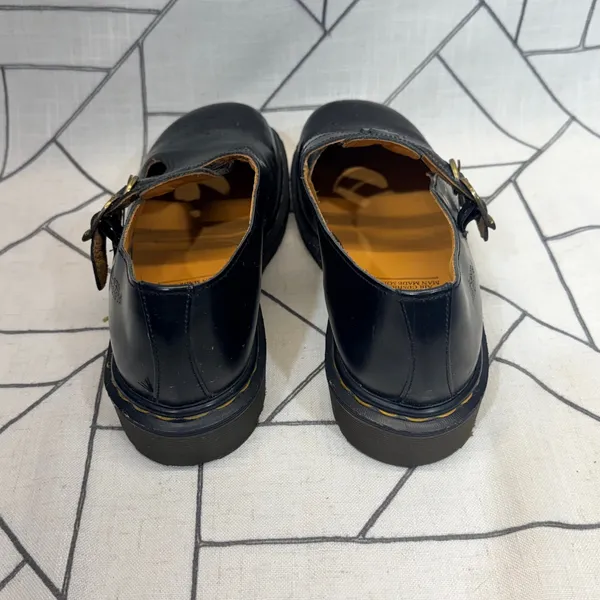Dr. Martens 8065 Mary Jane SZ 7 Black Leather Made in England Double Buckle VTG - Image 3
