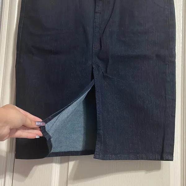 7 For All Mankind Denim Pencil Skirt Minimalist Capsule Wardrobe Y2K Utility - Image 5