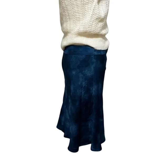 Free People Martine Flirt Tie-Dye Mini Skirt Navy Combo NWT Size 12 Flowy A-Line - Image 3
