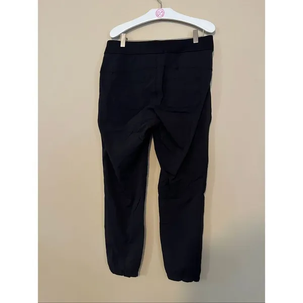Athleta Black Womans Pants Size 8 - Image 7