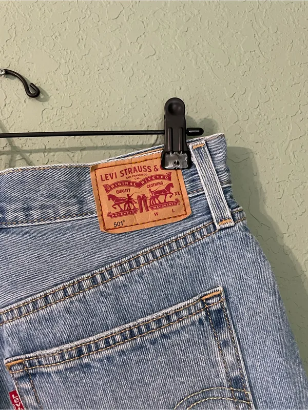 Levi’s 501 High Rise Distressed Denim Jean Shorts Size 27 - Image 10