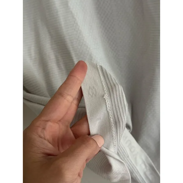 LULULEMON Swiftly Tech White Long Sleeve 2.0 Size 8 - Image 6