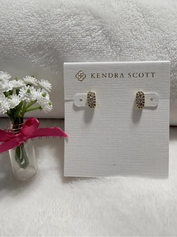Kendra Scott Grayson
Crystal Stud Earring - Image 2