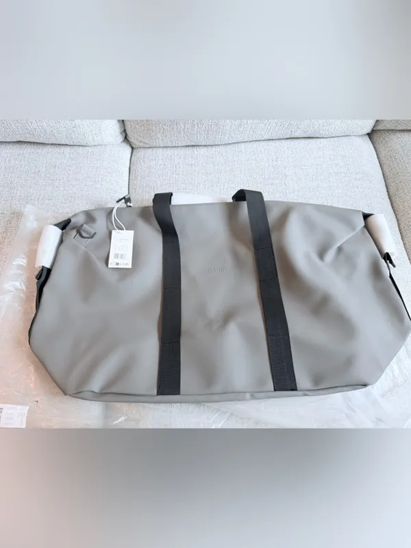 NWT Rains Hilo overnight Weekend Bag medium size in grey waterproof - Image 6