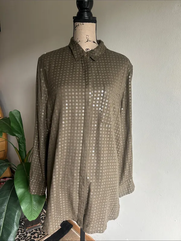 Anthropologie Maeve Sequin Button Down Top Size Large NWT - Image 4