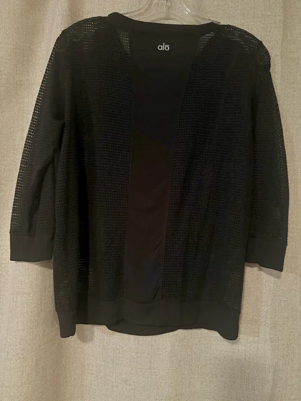 ALO Yoga | Black Mesh Shirt | M - Image 4